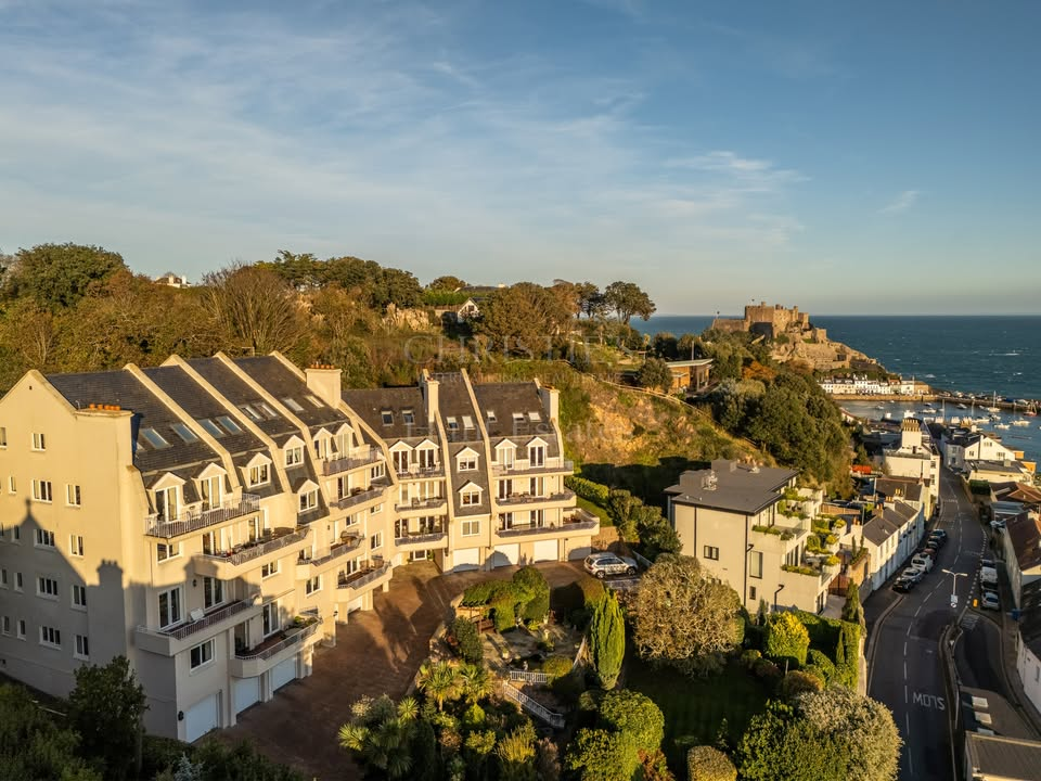 OPEN VIEWING: Saturday 1st February - Penthosue La Colline £1,695,000