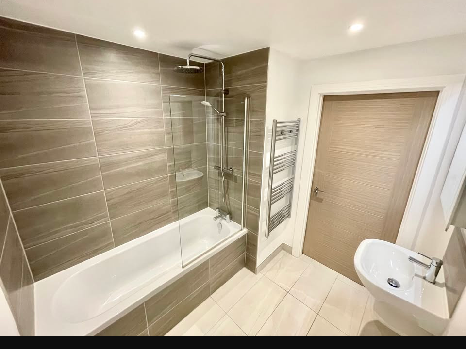 OPEN VIEWING | Entitled - 2 Bedroom Apartment | St Helier | £1,750