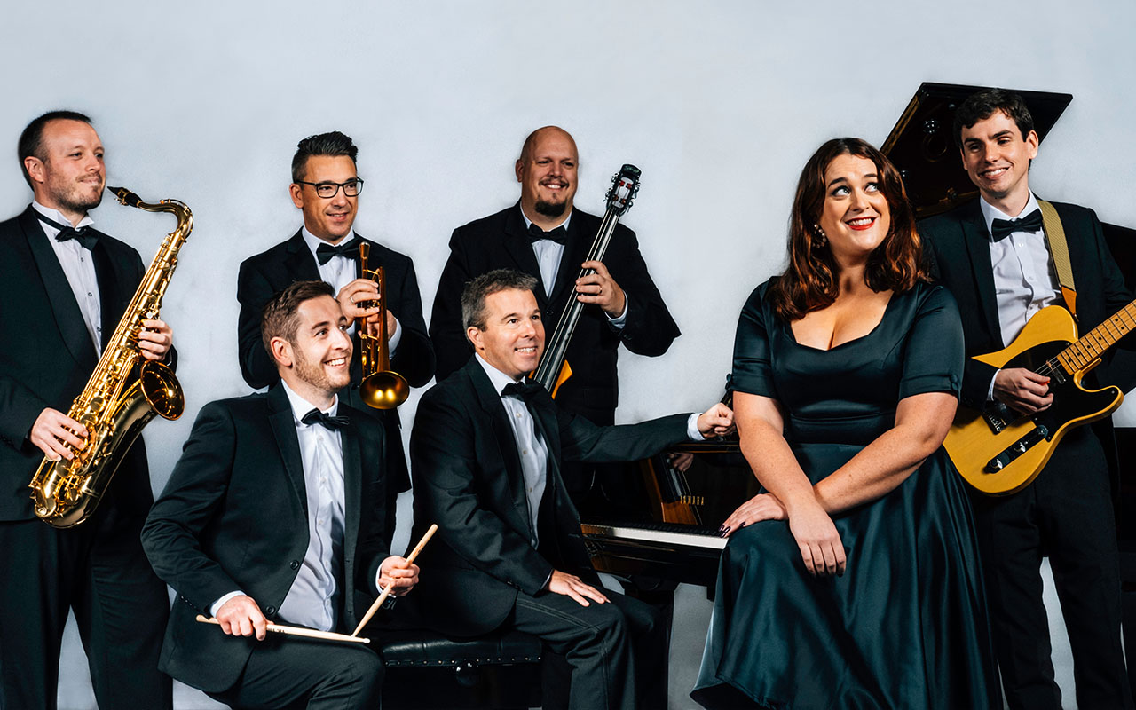 Retro Gramophone: A Vintage Twist