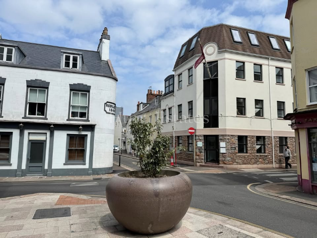 5X FLAT OPEN VIEWINGS: Friday 23rd May - Apt 1-5 Woodford £277,000 - £399,000