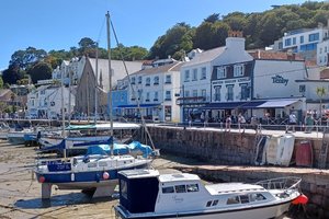 Thirty Genuine Jersey Makers Take Over St Aubin Harbour