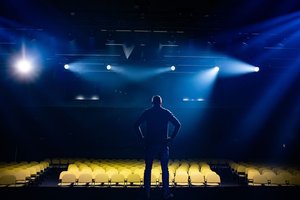 Comedy Gold and Foot-Stomping Folk: Roy Walker & Anam Ceoil Hit St Helier