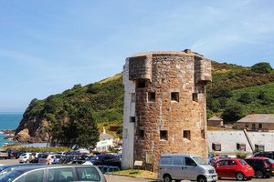 Artisan Stalls and Bay Breezes: National Trust Winter Market Returns