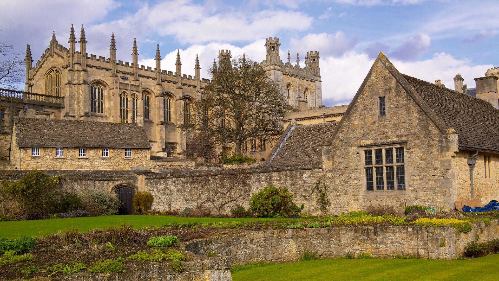 Harry Potter Walking Tour (from Oxford)