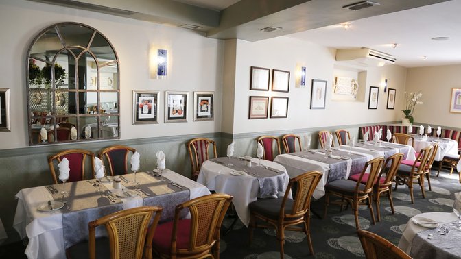 The Dolphin Grill & Bar